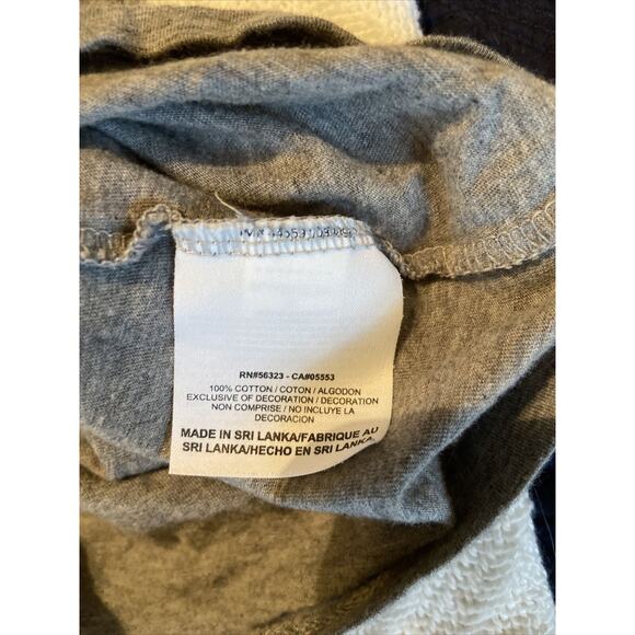 NIKE Womens Slim Fit Graphic T-Shirt Top Crew Neck M Grey 100% Cotton - Picture 5 of 5